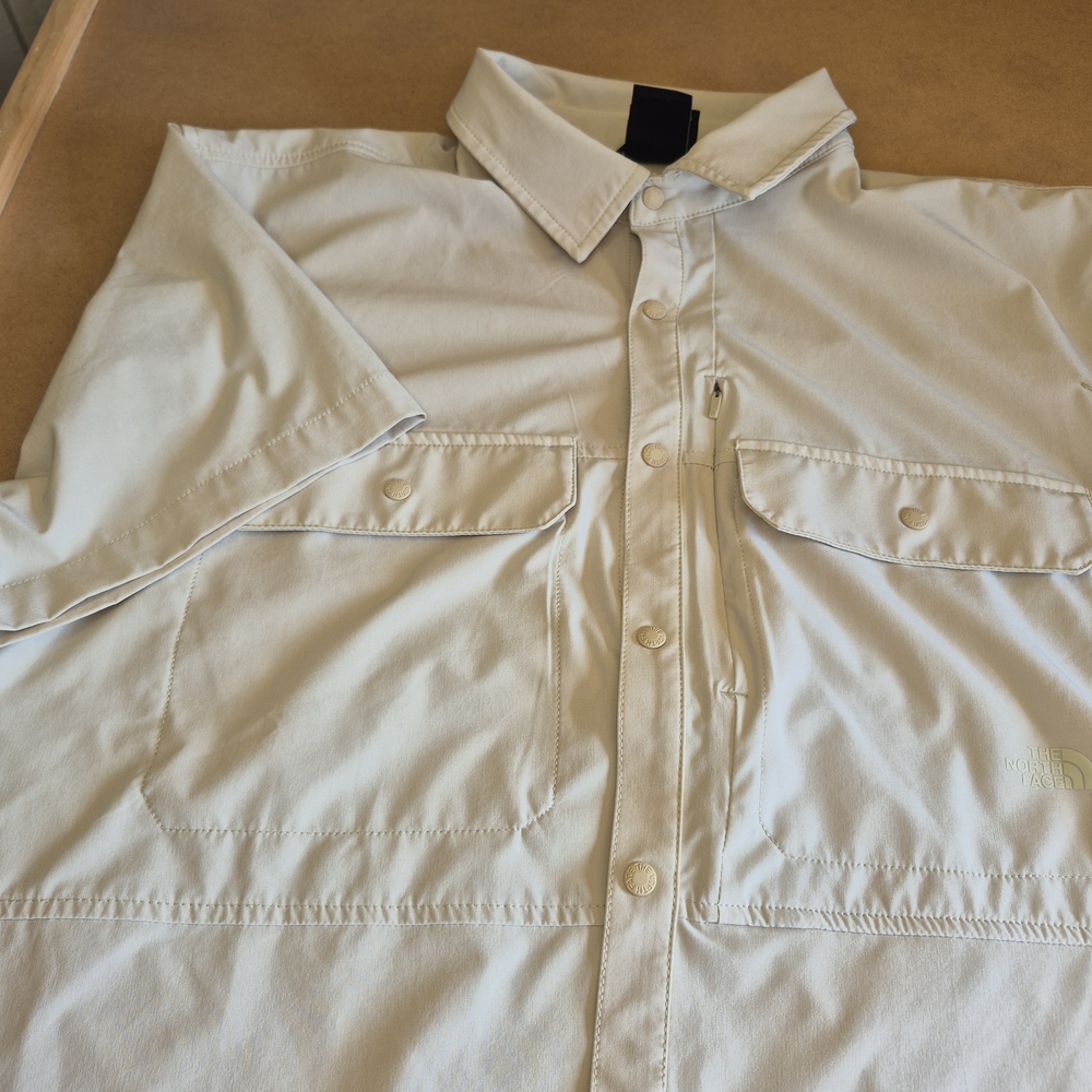 The North Face Men's Casual Button Down Shirt - Cream 2838/2218